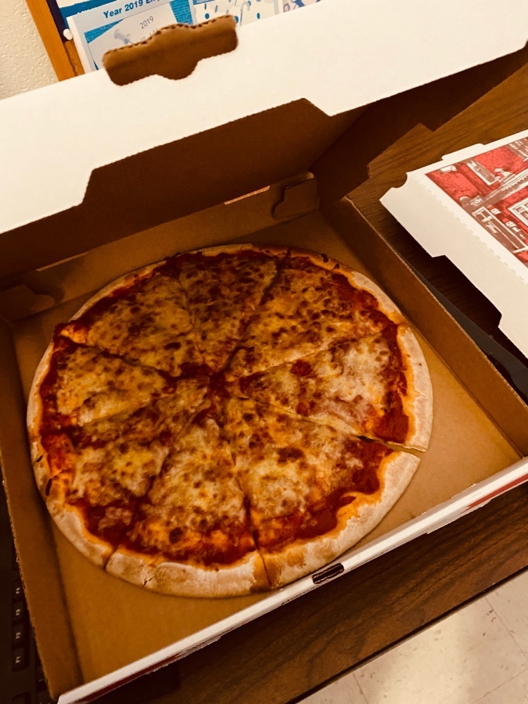 cheese pizza